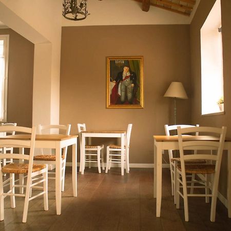 Il Bianconiglio R&B Bed and Breakfast Carraie Εξωτερικό φωτογραφία