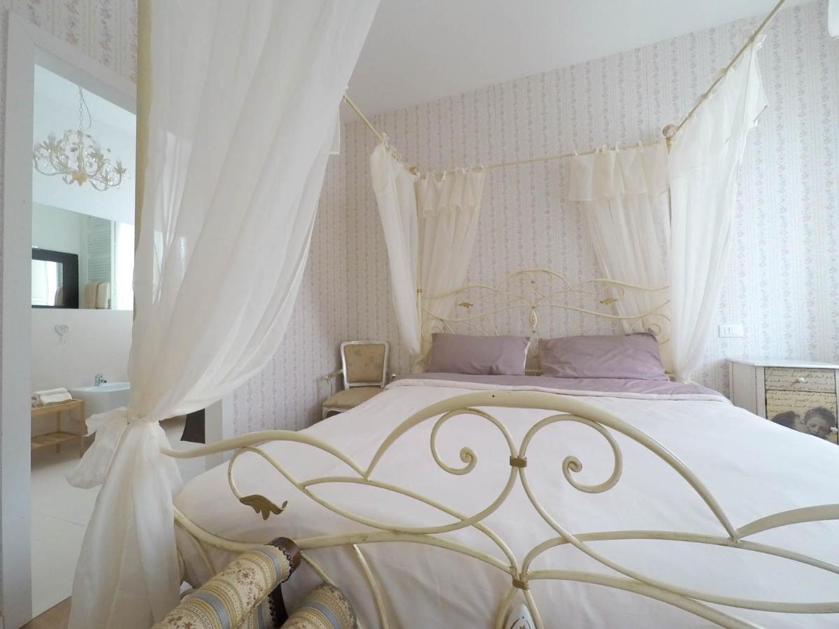 Il Bianconiglio R&B Bed and Breakfast Carraie Εξωτερικό φωτογραφία